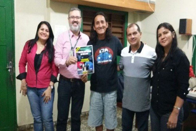 noticia.title loading