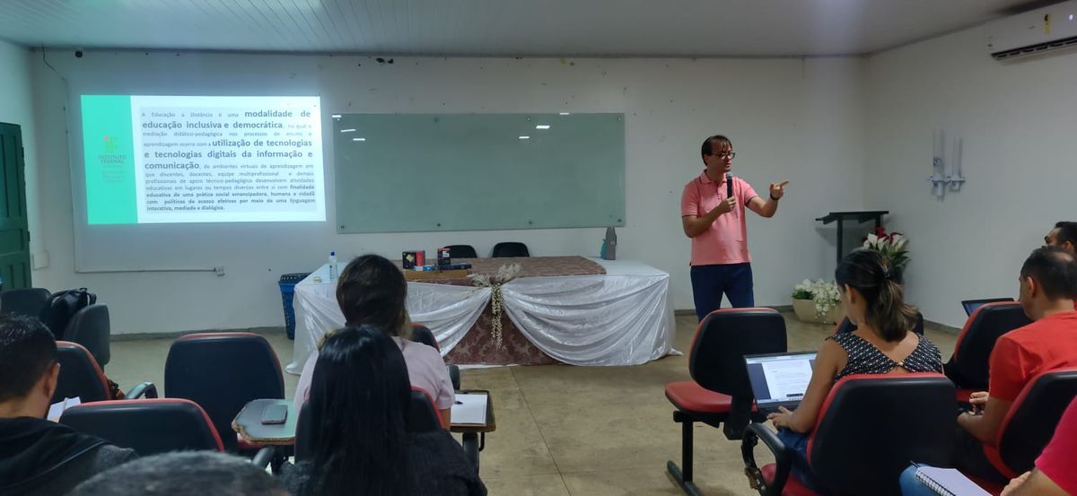 noticia.title loading