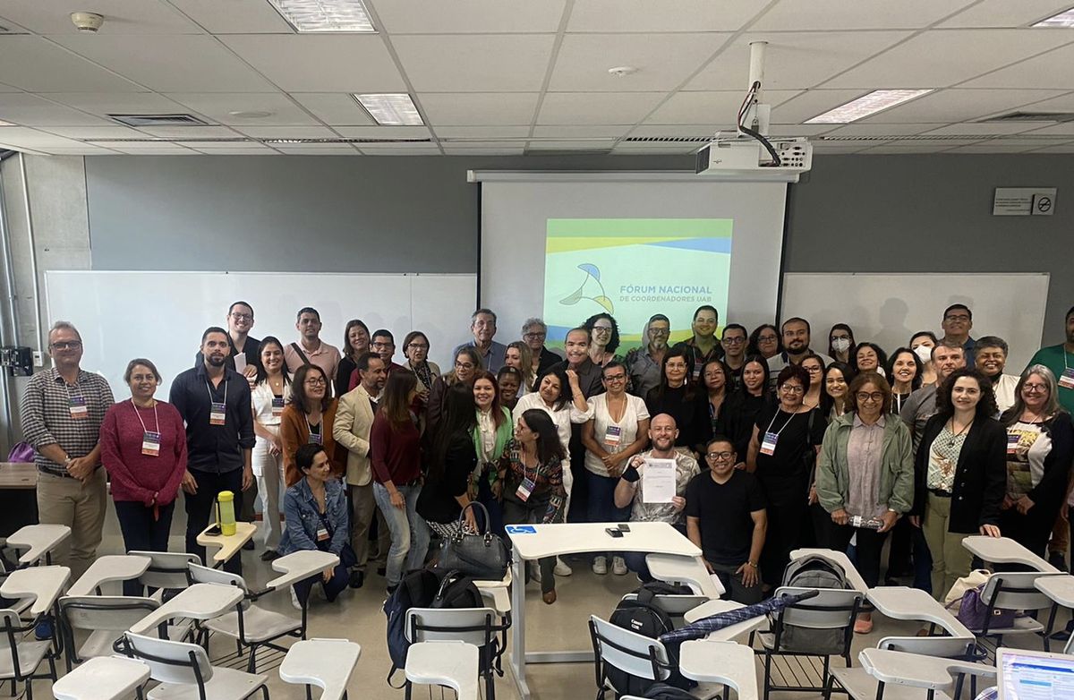 noticia.title loading